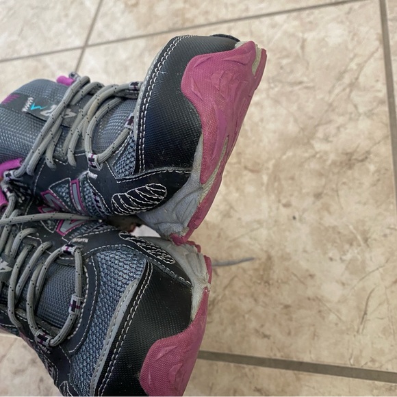 New Balance 412 Womens 10, EU 41.5 Trail Running Shoes - Picture 8 of 9